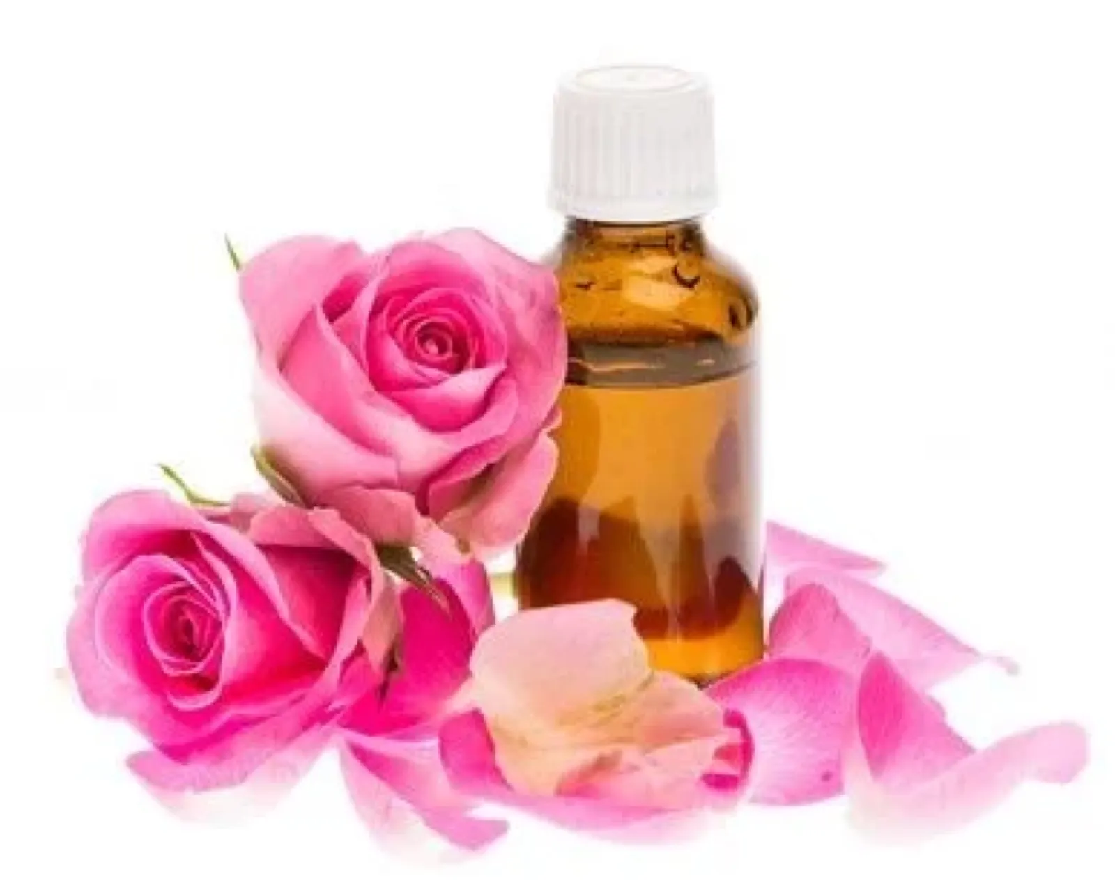 Äthylölen in einer braunen Flasche neben rosa Rosen und Blütenblättern.